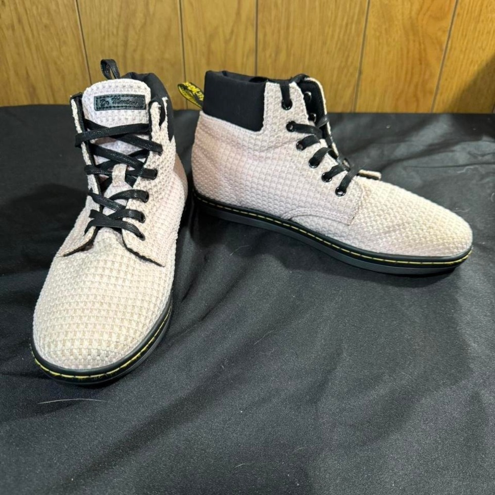 Light pink Dr. Martens boots with black laces Size 10‎ Womens